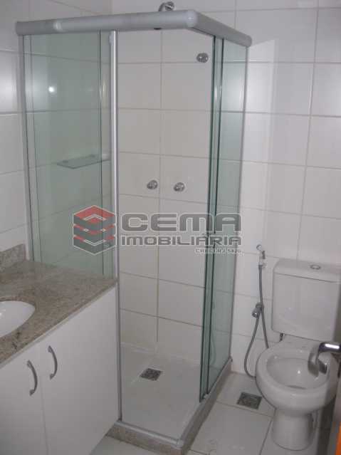 Conheça Banheiro suíte do imóvel - Apartamento 2 quartos para alugar Botafogo, Zona Sul RJ - R$ 4.700 - LAAP22588 - 13 Banheiro suíte - Apartamento 2 quartos para alugar Botafogo, Zona Sul RJ - R$ 4.700 - LAAP22588 - 13