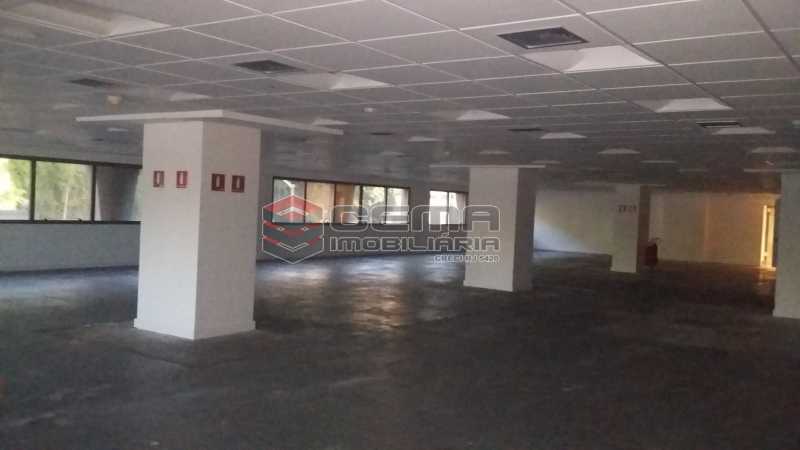 Conheça SALÃO do imóvel - Sala Comercial Para Alugar - Botafogo - Rio de Janeiro - RJ - LASL00313 - 10 SALÃO - Sala Comercial Para Alugar - Botafogo - Rio de Janeiro - RJ - LASL00313 - 10