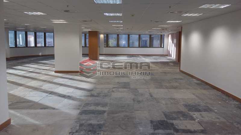 Conheça SALÃO do imóvel - Sala Comercial Para Alugar - Botafogo - Rio de Janeiro - RJ - LASL00313 - 8 SALÃO - Sala Comercial Para Alugar - Botafogo - Rio de Janeiro - RJ - LASL00313 - 8