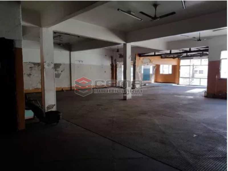 Conheça entrada do imóvel - Prédio 1500m² à venda Rua General Polidoro,Botafogo, Zona Sul RJ - R$ 6.000.000 - LAPR00010 - 3 entrada - Prédio 1500m² à venda Rua General Polidoro,Botafogo, Zona Sul RJ - R$ 6.000.000 - LAPR00010 - 3