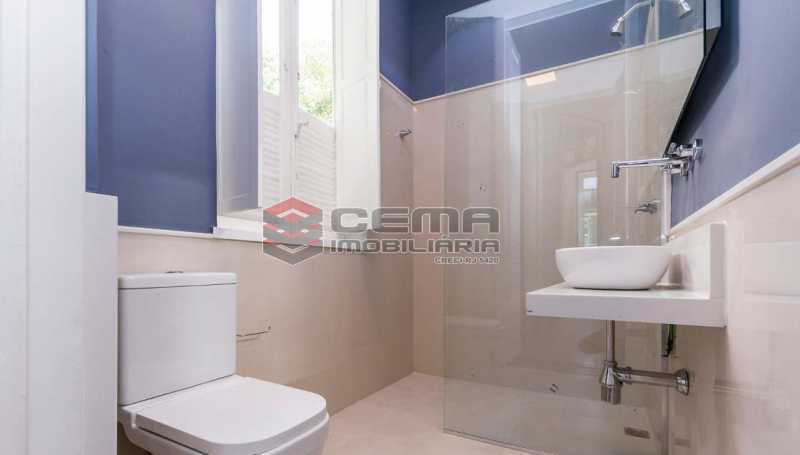 Conheça banheiro do imóvel - Humaitá. Casa duplex para alugar. - LACA50022 - 7 banheiro - Humaitá. Casa duplex para alugar. - LACA50022 - 7