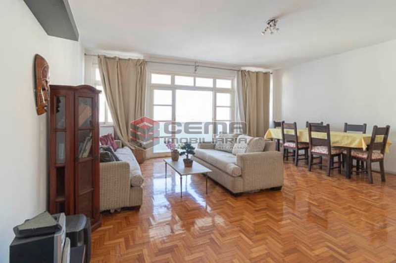 Conheça SALAO do imóvel - Cobertura linear, 3 quartos em Botafogo com vaga. - LACO30176 - 4 SALAO - Cobertura linear, 3 quartos em Botafogo com vaga. - LACO30176 - 4