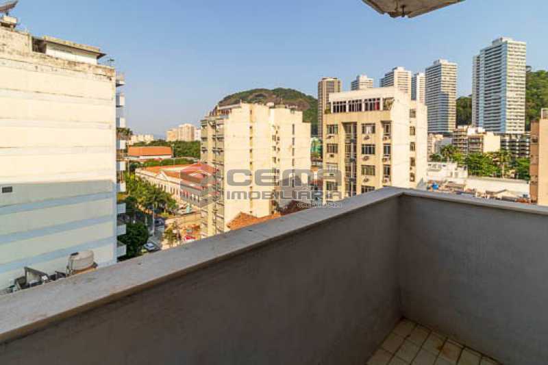 Conheça VARANDA do imóvel - Cobertura linear, 3 quartos em Botafogo com vaga. - LACO30176 - 19 VARANDA - Cobertura linear, 3 quartos em Botafogo com vaga. - LACO30176 - 19