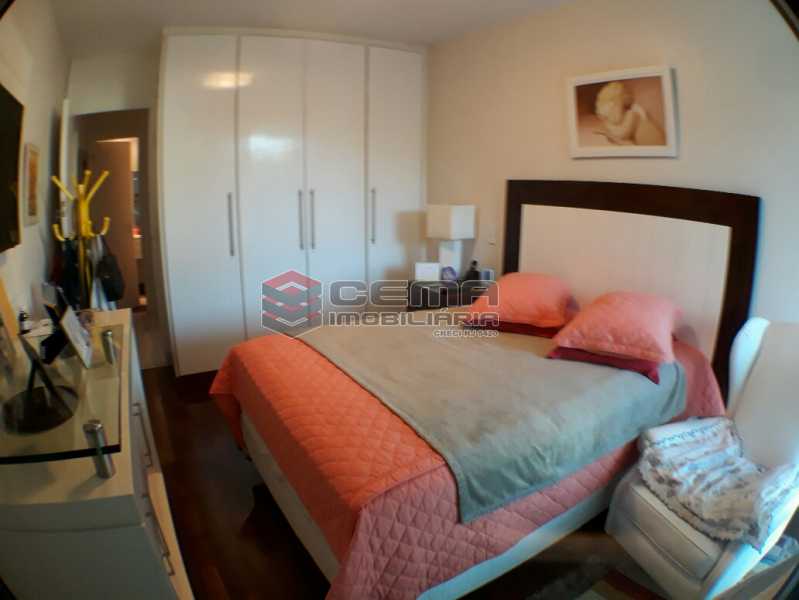 Conheça Suíte 1 do imóvel - Apartamento À Venda - Flamengo - Rio de Janeiro - RJ - LAAP22719 - 9 Suíte 1 - Apartamento À Venda - Flamengo - Rio de Janeiro - RJ - LAAP22719 - 9