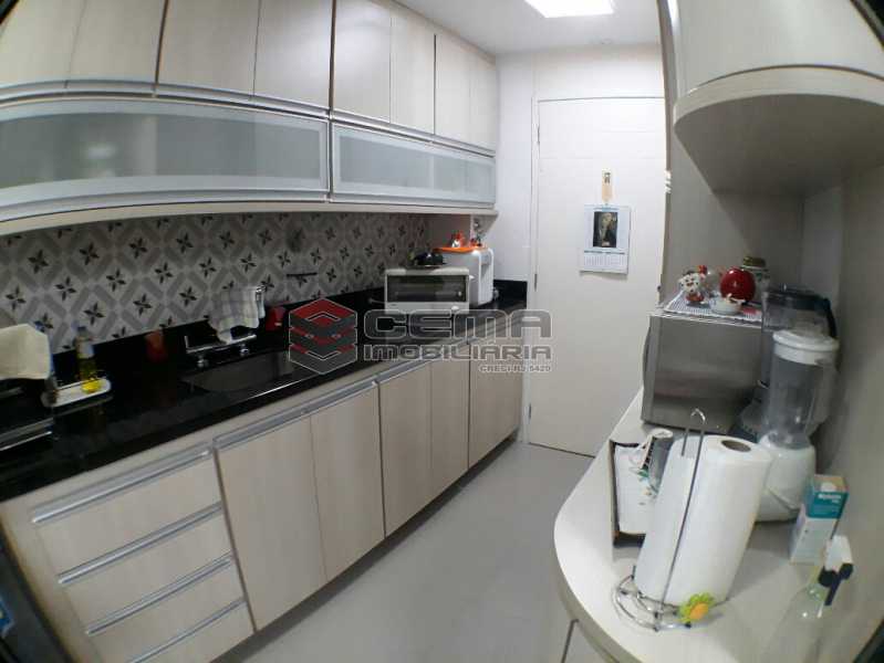 Conheça Cozinha do imóvel - Apartamento À Venda - Flamengo - Rio de Janeiro - RJ - LAAP22719 - 17 Cozinha - Apartamento À Venda - Flamengo - Rio de Janeiro - RJ - LAAP22719 - 17