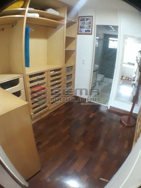 Conheça Closet suíte 2 do imóvel - Apartamento À Venda - Flamengo - Rio de Janeiro - RJ - LAAP22719 - 25 Closet suíte 2 - Apartamento À Venda - Flamengo - Rio de Janeiro - RJ - LAAP22719 - 25