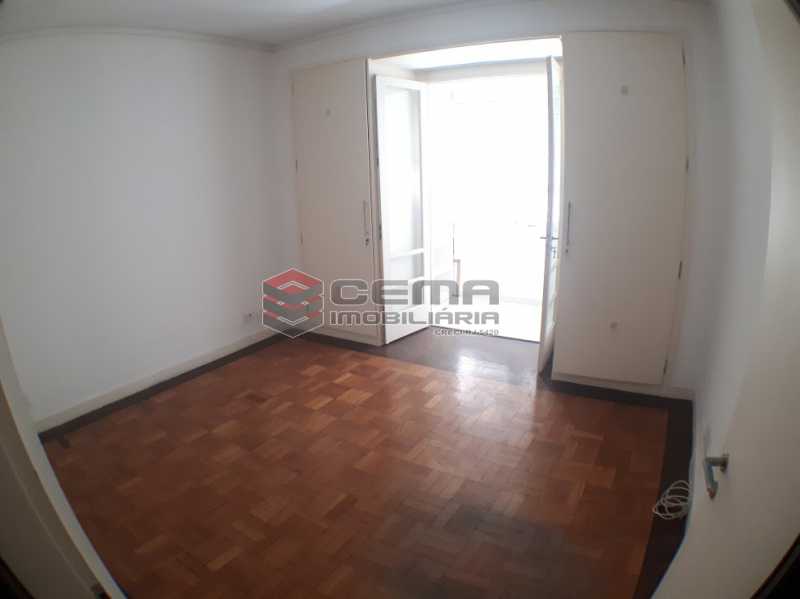 Conheça quarto3 do imóvel - Atlântica. Apartamento 4 quartos com 2 vagas. - LAAP40495 - 26 quarto3 - Atlântica. Apartamento 4 quartos com 2 vagas. - LAAP40495 - 26