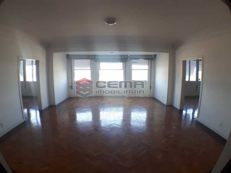 Conheça sala 1 do imóvel - Atlântica. Apartamento 4 quartos com 2 vagas. - LAAP40495 - 4 sala 1 - Atlântica. Apartamento 4 quartos com 2 vagas. - LAAP40495 - 4