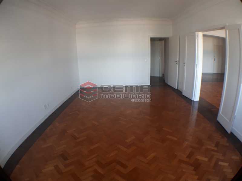 Conheça sala 3 do imóvel - Atlântica. Apartamento 4 quartos com 2 vagas. - LAAP40495 - 8 sala 3 - Atlântica. Apartamento 4 quartos com 2 vagas. - LAAP40495 - 8