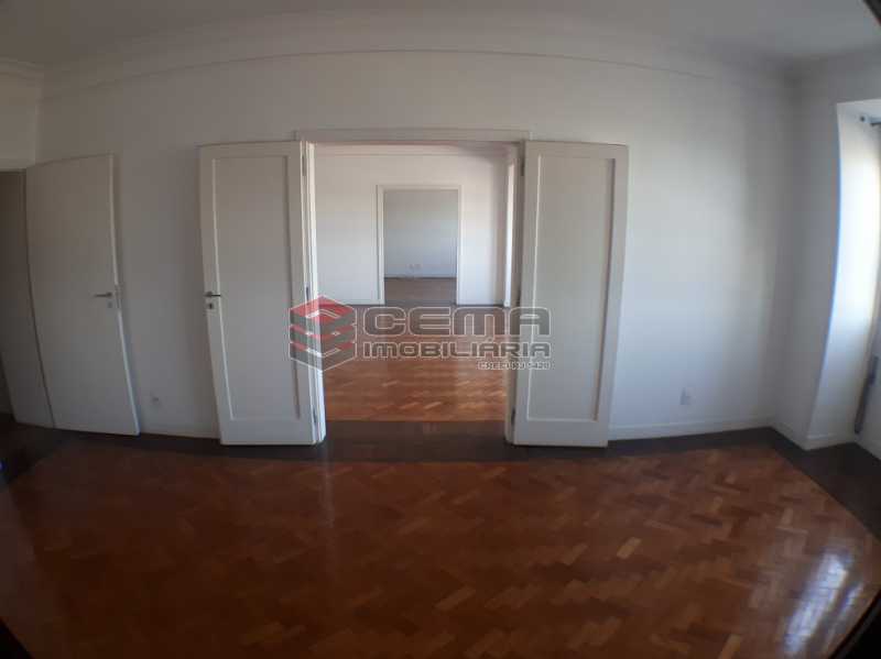 Conheça salas interligadas do imóvel - Atlântica. Apartamento 4 quartos com 2 vagas. - LAAP40495 - 10 salas interligadas - Atlântica. Apartamento 4 quartos com 2 vagas. - LAAP40495 - 10