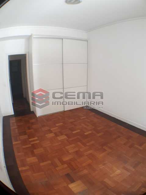 Conheça Quarto 2 do imóvel - Atlântica. Apartamento 4 quartos com 2 vagas. - LAAP40495 - 23 Quarto 2 - Atlântica. Apartamento 4 quartos com 2 vagas. - LAAP40495 - 23