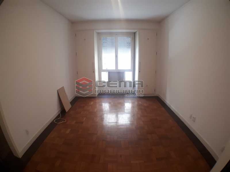 Conheça suíte1 do imóvel - Atlântica. Apartamento 4 quartos com 2 vagas. - LAAP40495 - 16 suíte1 - Atlântica. Apartamento 4 quartos com 2 vagas. - LAAP40495 - 16