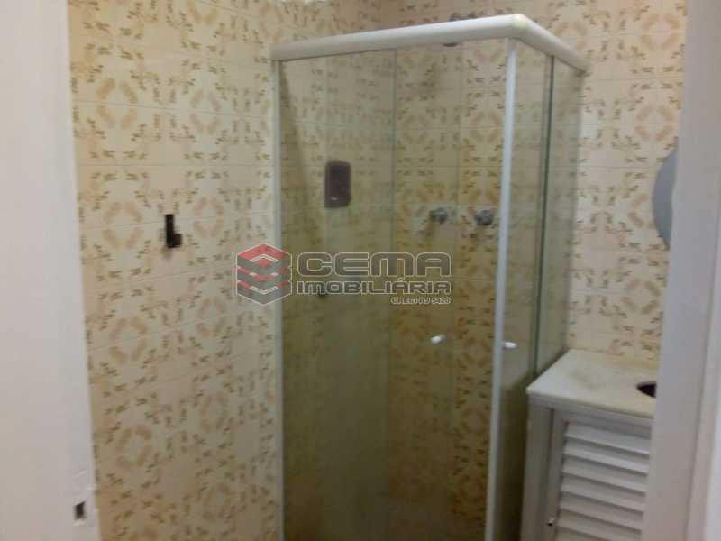 Conheça Banheiro Social 1 do imóvel - Excelente Apartamento 3 quartos com vaga no Catete - LAAP32461 - 13 Banheiro Social 1 - Excelente Apartamento 3 quartos com vaga no Catete - LAAP32461 - 13