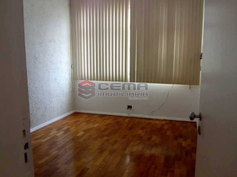 Conheça Quarto C - Armário 2 do imóvel - Excelente Apartamento 3 quartos com vaga no Catete - LAAP32461 - 17 Quarto C - Armário 2 - Excelente Apartamento 3 quartos com vaga no Catete - LAAP32461 - 17