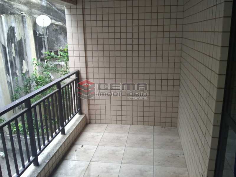 Conheça varanda do imóvel - Apartamento 1 quarto à venda Catete, Zona Sul RJ - R$ 490.000 - LAAP12107 - 1 varanda - Apartamento 1 quarto à venda Catete, Zona Sul RJ - R$ 490.000 - LAAP12107 - 1