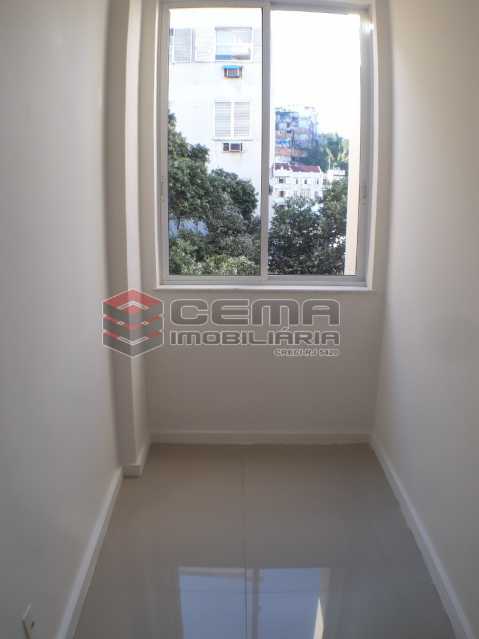 Conheça Sala do imóvel - Apartamento 2 quartos para alugar Catete, Zona Sul RJ - R$ 2.500 - LAAP23078 - 4 Sala - Apartamento 2 quartos para alugar Catete, Zona Sul RJ - R$ 2.500 - LAAP23078 - 4