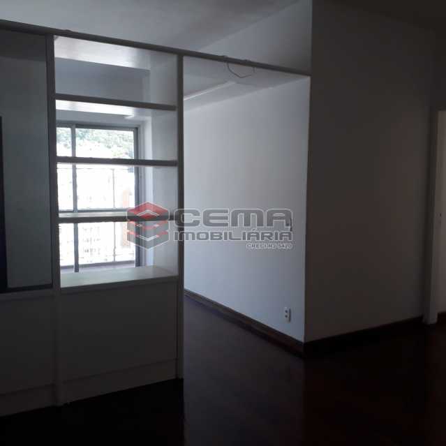Conheça 1 sala. do imóvel - Apartamento Para Alugar - Humaitá - Rio de Janeiro - RJ - LAAP32583 - 3 1 sala. - Apartamento Para Alugar - Humaitá - Rio de Janeiro - RJ - LAAP32583 - 3