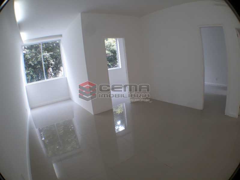 Conheça Sala do imóvel - Apartamento 2 quartos para alugar Catete, Zona Sul RJ - R$ 2.500 - LAAP23119 - 6 Sala - Apartamento 2 quartos para alugar Catete, Zona Sul RJ - R$ 2.500 - LAAP23119 - 6