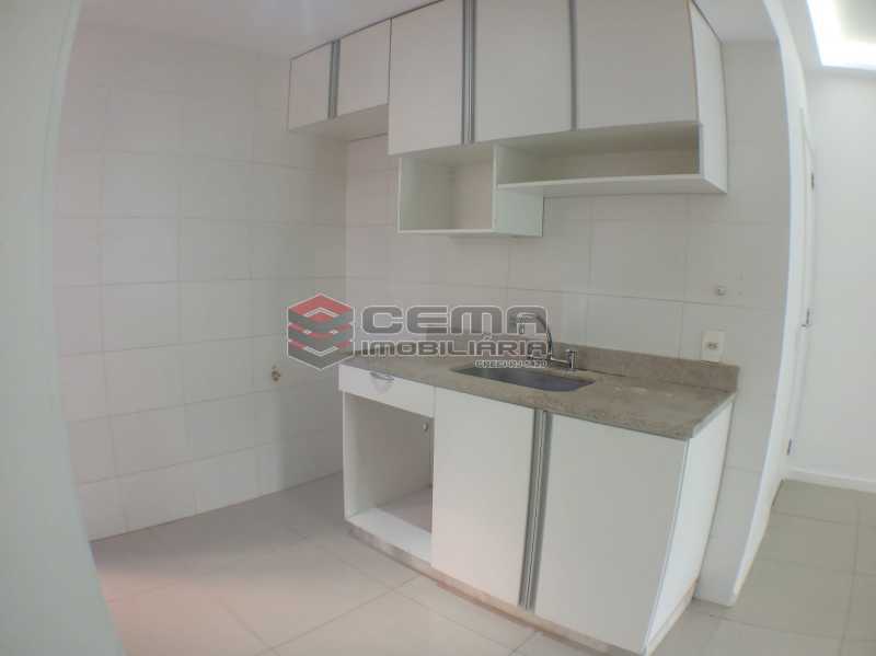 Conheça Cozinha do imóvel - Apartamento 2 quartos para alugar Catete, Zona Sul RJ - R$ 2.500 - LAAP23171 - 16 Cozinha - Apartamento 2 quartos para alugar Catete, Zona Sul RJ - R$ 2.500 - LAAP23171 - 16