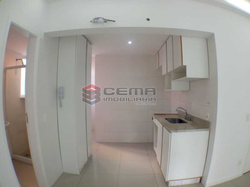 Conheça Cozinha do imóvel - Apartamento 2 quartos para alugar Catete, Zona Sul RJ - R$ 2.500 - LAAP23171 - 15 Cozinha - Apartamento 2 quartos para alugar Catete, Zona Sul RJ - R$ 2.500 - LAAP23171 - 15