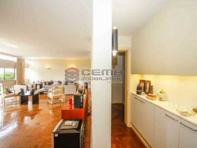 Conheça 3. Sala. do imóvel - Apartamento à venda Avenida João Luís Alves,Urca, Zona Sul RJ - R$ 6.500.000 - LAAP40591 - 7 3. Sala. - Apartamento à venda Avenida João Luís Alves,Urca, Zona Sul RJ - R$ 6.500.000 - LAAP40591 - 7