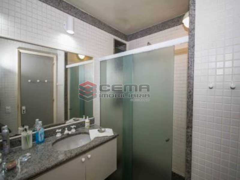 Conheça 11. Banheiro Social. do imóvel - Apartamento à venda Avenida João Luís Alves,Urca, Zona Sul RJ - R$ 6.500.000 - LAAP40591 - 15 11. Banheiro Social. - Apartamento à venda Avenida João Luís Alves,Urca, Zona Sul RJ - R$ 6.500.000 - LAAP40591 - 15