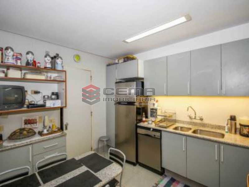 Conheça 13. Cozinha. do imóvel - Apartamento à venda Avenida João Luís Alves,Urca, Zona Sul RJ - R$ 6.500.000 - LAAP40591 - 17 13. Cozinha. - Apartamento à venda Avenida João Luís Alves,Urca, Zona Sul RJ - R$ 6.500.000 - LAAP40591 - 17