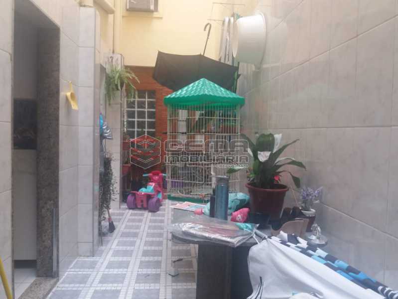 Conheça area externa do imóvel - Casa à venda Rua Barão de Guaratiba,Glória, Zona Sul RJ - R$ 970.000 - LACA40076 - 26 area externa - Casa à venda Rua Barão de Guaratiba,Glória, Zona Sul RJ - R$ 970.000 - LACA40076 - 26