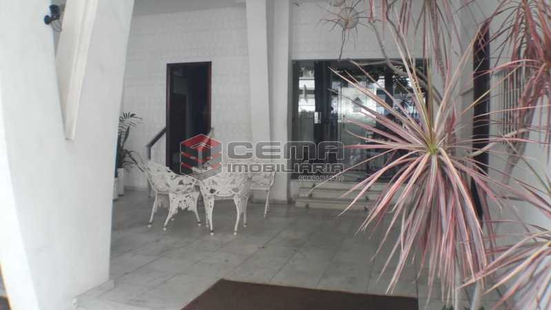 Conheça portaria1.1 do imóvel - Kitnet/Conjugado 30m² à venda Rua Dois de Dezembro,Flamengo, Zona Sul RJ - R$ 360.000 - LAKI01045 - 14 portaria1.1 - Kitnet/Conjugado 30m² à venda Rua Dois de Dezembro,Flamengo, Zona Sul RJ - R$ 360.000 - LAKI01045 - 14