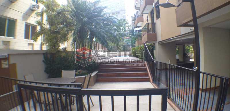 Conheça Área Externa 1 do imóvel - Apartamento 3 Quartos Para Alugar Jardim Botânico, Zona Sul RJ - R$ 4.100 - LAAP33168 - 29 Área Externa 1 - Apartamento 3 Quartos Para Alugar Jardim Botânico, Zona Sul RJ - R$ 4.100 - LAAP33168 - 29