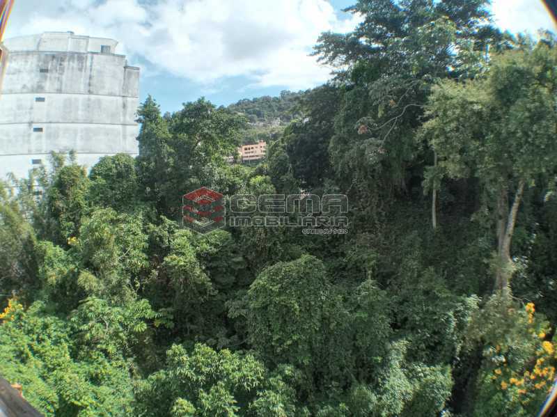 Conheça Vista do quarto. do imóvel - Apartamento 1 quarto para alugar Laranjeiras, Zona Sul RJ - R$ 1.450 - LAAP12148 - 13 Vista do quarto. - Apartamento 1 quarto para alugar Laranjeiras, Zona Sul RJ - R$ 1.450 - LAAP12148 - 13