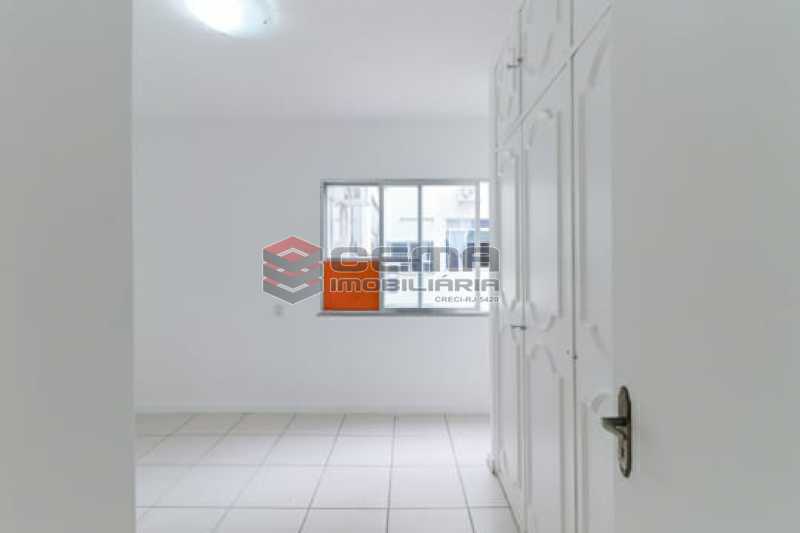 Conheça suite do imóvel - Localização privilegiada Apartamento Duplex da Av. Oswaldo Cruz - LAAP23885 - 17 suite - Localização privilegiada Apartamento Duplex da Av. Oswaldo Cruz - LAAP23885 - 17