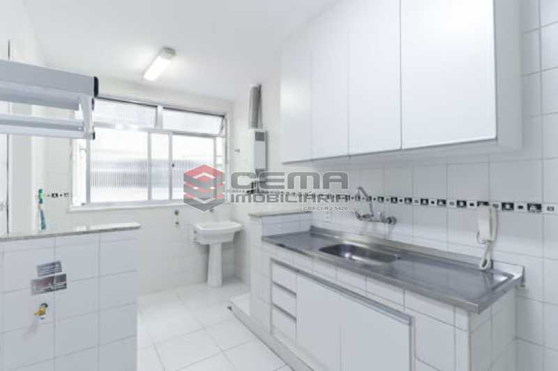Conheça cozinha do imóvel - Localização privilegiada Apartamento Duplex da Av. Oswaldo Cruz - LAAP23885 - 9 cozinha - Localização privilegiada Apartamento Duplex da Av. Oswaldo Cruz - LAAP23885 - 9