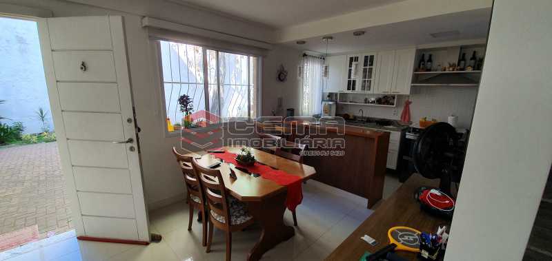 Conheça 3 do imóvel - Casa de Vila à venda Rua do Catete,Catete, Zona Sul RJ - R$ 1.080.000 - LACV20043 - 5 3 - Casa de Vila à venda Rua do Catete,Catete, Zona Sul RJ - R$ 1.080.000 - LACV20043 - 5