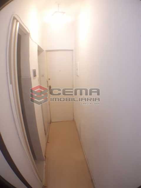 Conheça hall do imóvel - Kitnet/Conjugado 21m² para alugar Botafogo, Zona Sul RJ - R$ 1.100 - LAKI01155 - 7 hall - Kitnet/Conjugado 21m² para alugar Botafogo, Zona Sul RJ - R$ 1.100 - LAKI01155 - 7