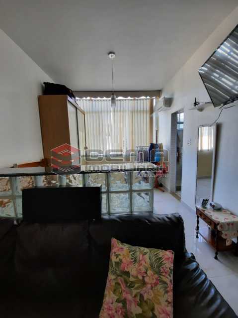 Conheça 2 do imóvel - Kitnet/Conjugado 28m² à venda Laranjeiras, Zona Sul RJ - R$ 250.000 - LAKI01165 - 3 2 - Kitnet/Conjugado 28m² à venda Laranjeiras, Zona Sul RJ - R$ 250.000 - LAKI01165 - 3