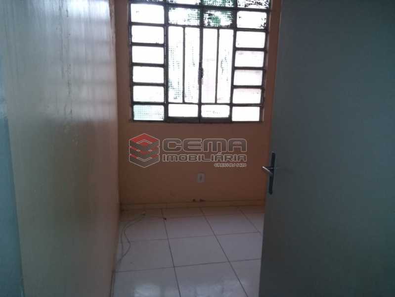 Conheça quarto 1 casa principal. do imóvel - VENDO CASA RUA PAIVA EM QUINTINO - OPORTUNIDADE!! - LACA30070 - 27 quarto 1 casa principal. - VENDO CASA RUA PAIVA EM QUINTINO - OPORTUNIDADE!! - LACA30070 - 27