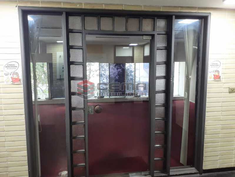 Conheça Hall - Entrada do imóvel - Sobreloja 78m² para alugar Rua Barata Ribeiro,Copacabana, Zona Sul RJ - R$ 2.850 - LASJ00013 - 8 Hall - Entrada - Sobreloja 78m² para alugar Rua Barata Ribeiro,Copacabana, Zona Sul RJ - R$ 2.850 - LASJ00013 - 8