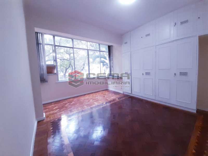 Conheça WhatsApp Image 2020-01-20 at 0 do imóvel - Apartamento 3 quartos para alugar Copacabana, Zona Sul RJ - R$ 2.800 - LAAP33631 - 12 WhatsApp Image 2020-01-20 at 0 - Apartamento 3 quartos para alugar Copacabana, Zona Sul RJ - R$ 2.800 - LAAP33631 - 12