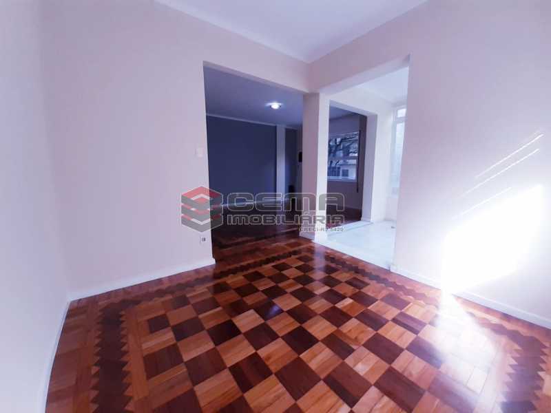 Conheça WhatsApp Image 2020-01-20 at 0 do imóvel - Apartamento 3 quartos para alugar Copacabana, Zona Sul RJ - R$ 2.800 - LAAP33631 - 5 WhatsApp Image 2020-01-20 at 0 - Apartamento 3 quartos para alugar Copacabana, Zona Sul RJ - R$ 2.800 - LAAP33631 - 5