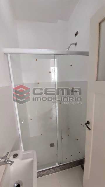 Conheça Banheiro de serviço do imóvel - Apartamento 3 quartos para alugar Copacabana, Zona Sul RJ - R$ 5.800 - LAAP33672 - 23 Banheiro de serviço - Apartamento 3 quartos para alugar Copacabana, Zona Sul RJ - R$ 5.800 - LAAP33672 - 23