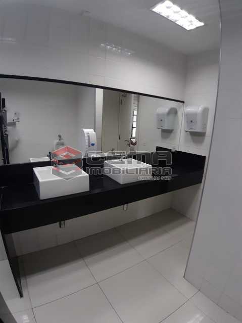 Conheça banheiro feminino do imóvel - Andar comercial Alto Padrão 700m2 - LAAN00087 - 13 banheiro feminino - Andar comercial Alto Padrão 700m2 - LAAN00087 - 13
