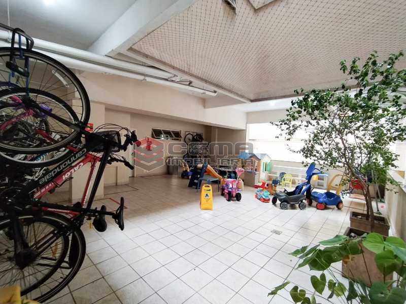 Conheça Play do imóvel - Apartamento 3 quartos para alugar Jardim Botânico, Zona Sul RJ - R$ 3.200 - LAAP33689 - 29 Play - Apartamento 3 quartos para alugar Jardim Botânico, Zona Sul RJ - R$ 3.200 - LAAP33689 - 29