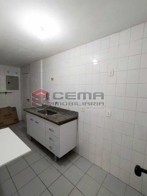Conheça Cozinha 1 do imóvel - Apartamento 3 quartos para alugar Jardim Botânico, Zona Sul RJ - R$ 3.200 - LAAP33689 - 21 Cozinha 1 - Apartamento 3 quartos para alugar Jardim Botânico, Zona Sul RJ - R$ 3.200 - LAAP33689 - 21