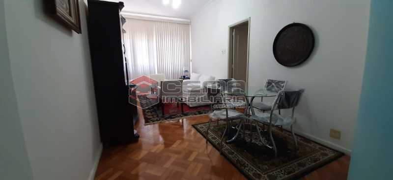 Conheça Sala do imóvel - 2 QUARTOS MOBILIADO COPACABANA - LAAP24344 - 1 Sala - 2 QUARTOS MOBILIADO COPACABANA - LAAP24344 - 1