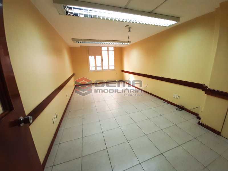 Conheça 8_20200217_152856 do imóvel - Andar com 13 salas para alugar no Centro do Rio de Janeiro, RJ, 438m². - LAAN00088 - 3 8_20200217_152856 - Andar com 13 salas para alugar no Centro do Rio de Janeiro, RJ, 438m². - LAAN00088 - 3