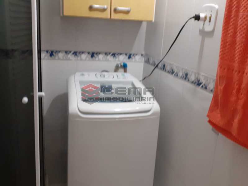 Conheça banheiro do imóvel - Kitnet/Conjugado 30m² à venda Catete, Zona Sul RJ - R$ 370.000 - LAKI10300 - 13 banheiro - Kitnet/Conjugado 30m² à venda Catete, Zona Sul RJ - R$ 370.000 - LAKI10300 - 13