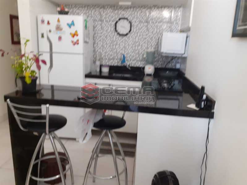 Conheça cozinha planejada do imóvel - Kitnet/Conjugado 30m² à venda Catete, Zona Sul RJ - R$ 370.000 - LAKI10300 - 3 cozinha planejada - Kitnet/Conjugado 30m² à venda Catete, Zona Sul RJ - R$ 370.000 - LAKI10300 - 3