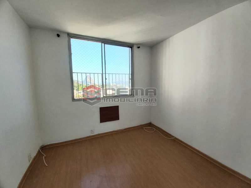 Conheça Quarto 3 do imóvel - Apartamento 3 quartos para alugar Laranjeiras, Zona Sul RJ - R$ 2.900 - LAAP33791 - 13 Quarto 3 - Apartamento 3 quartos para alugar Laranjeiras, Zona Sul RJ - R$ 2.900 - LAAP33791 - 13