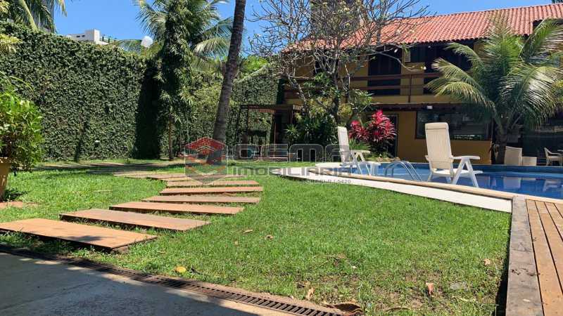 Conheça 2 do imóvel - Casa em Condomínio 6 quartos para alugar Barra da Tijuca, Zona Oeste RJ - R$ 19.900 - LACN60004 - 1 2 - Casa em Condomínio 6 quartos para alugar Barra da Tijuca, Zona Oeste RJ - R$ 19.900 - LACN60004 - 1